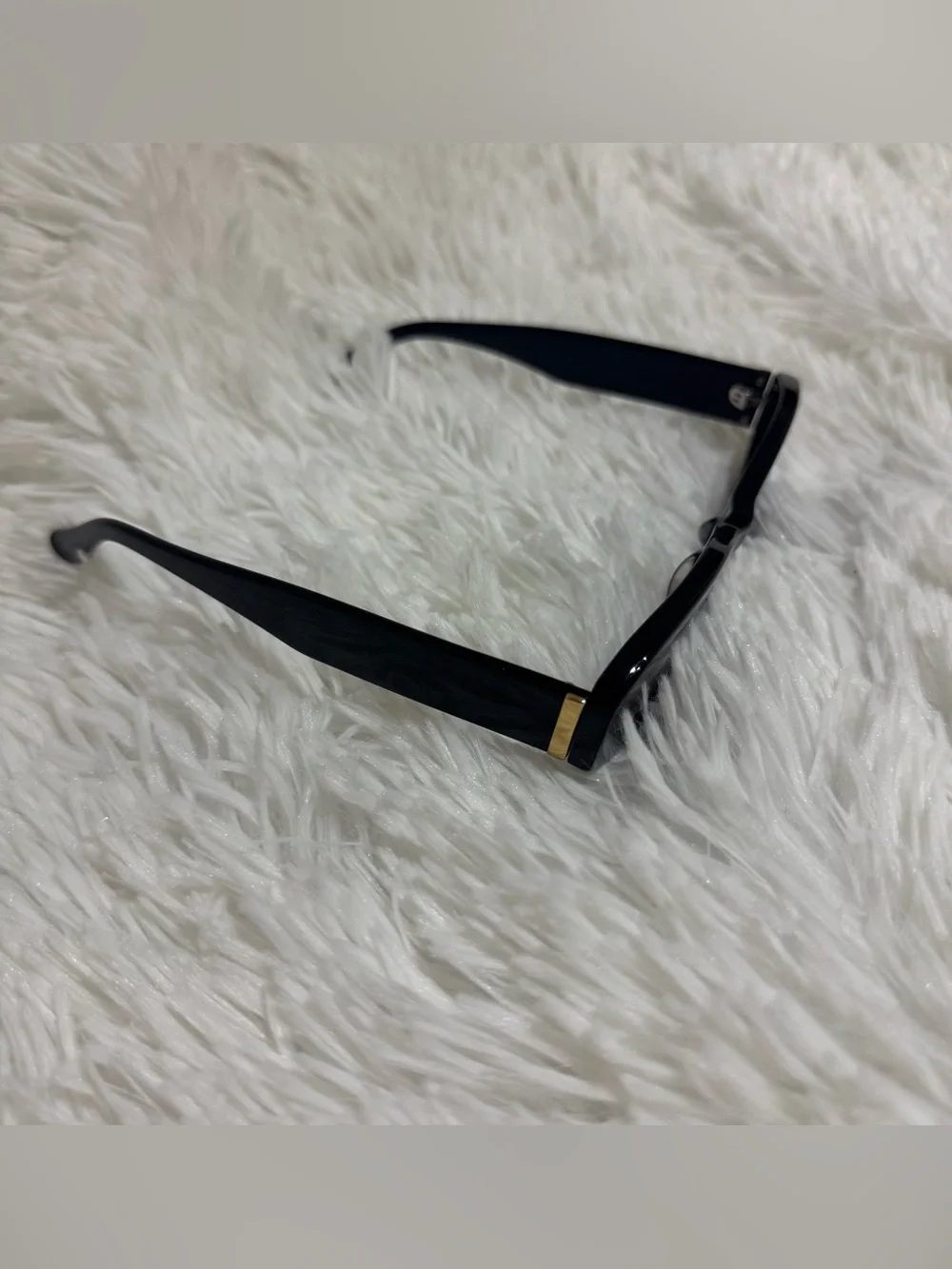 Madewell Skinny Oval Sunglasses - Black and Gold